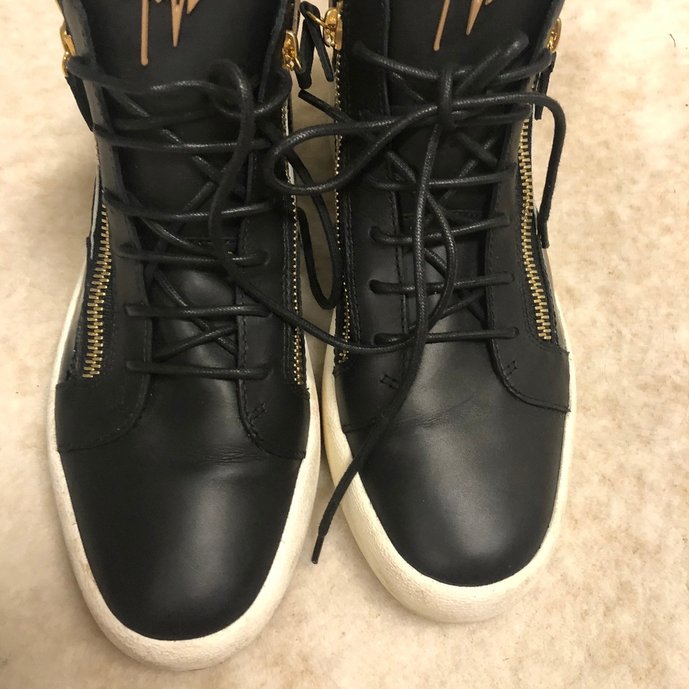Giuseppe Zanotti Embossed Leather Mid Top Sneaker